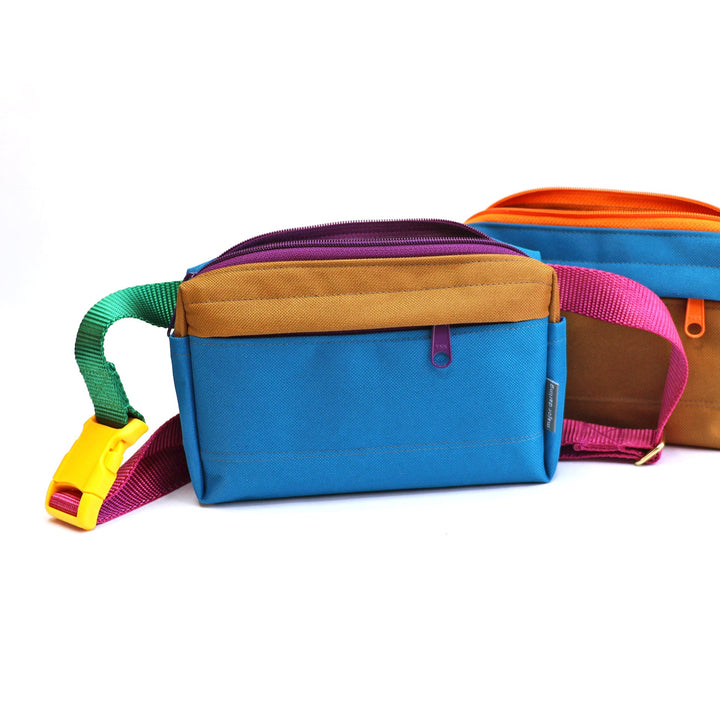 sample sale - dog walking fanny pack in teal/caramel